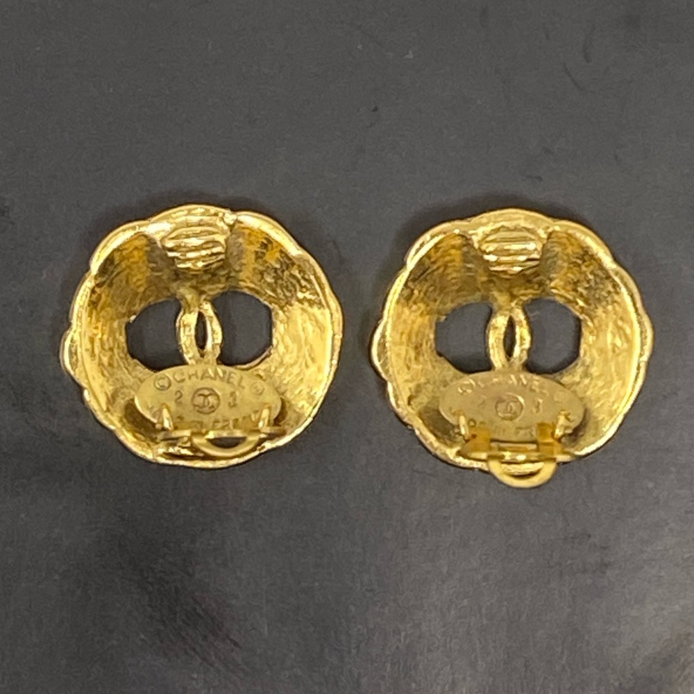 Chanel Vintage Round Gold CC Mark Hollow Type Earrings 80s - Picture 5 of 16